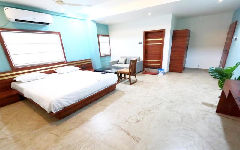 Hotel United House Shirdi Bagian luar foto